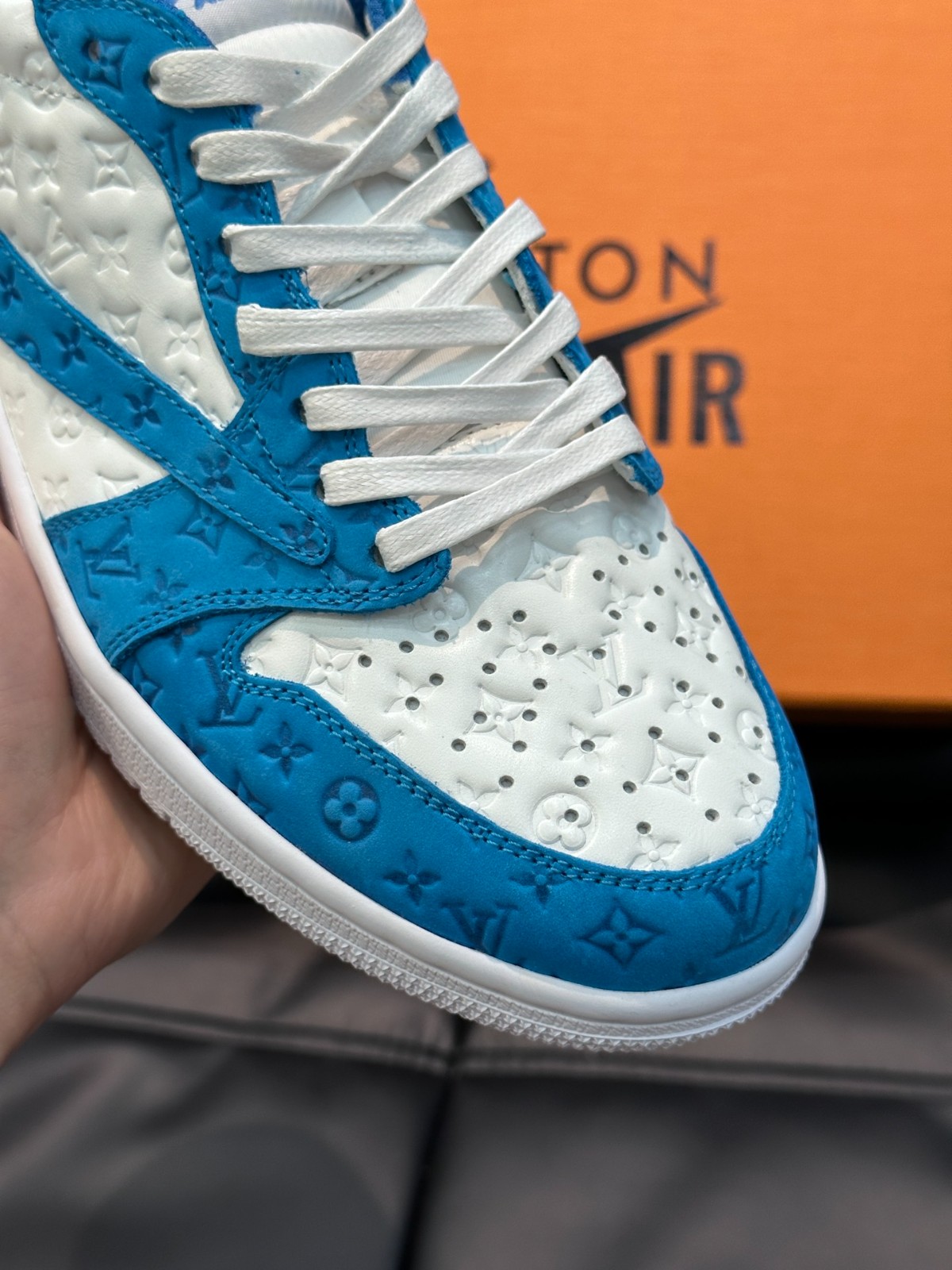 018 031#001-LV-shoes-01-2023SS
