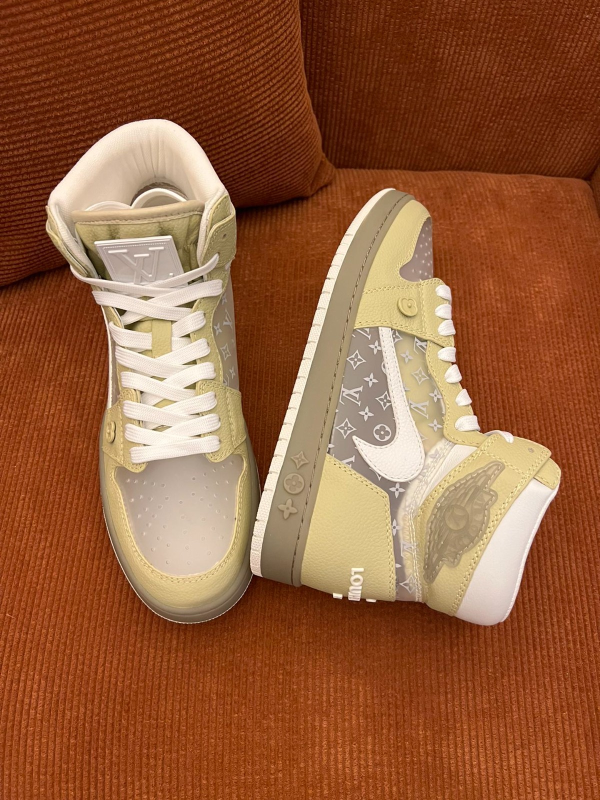 014 027#001-LV-shoes-01-2023SS