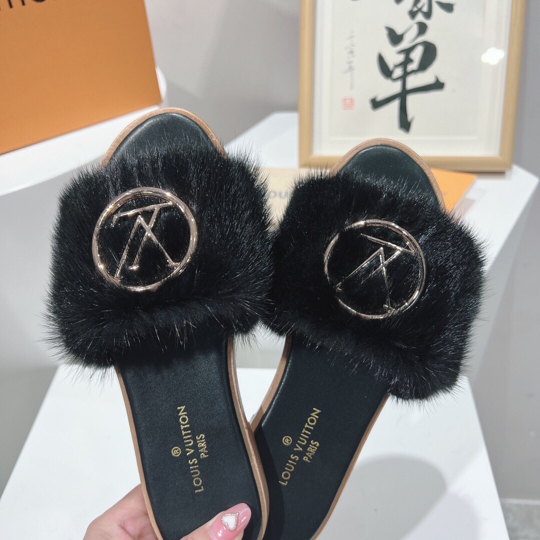 013 026#001-LV-shoes-01-2023SS