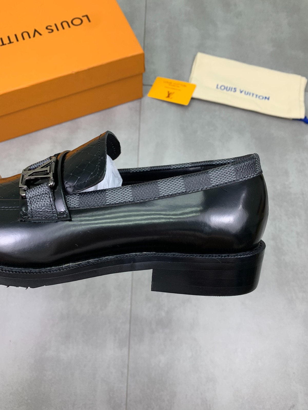 012 025#001-LV-shoes-01-2023SS