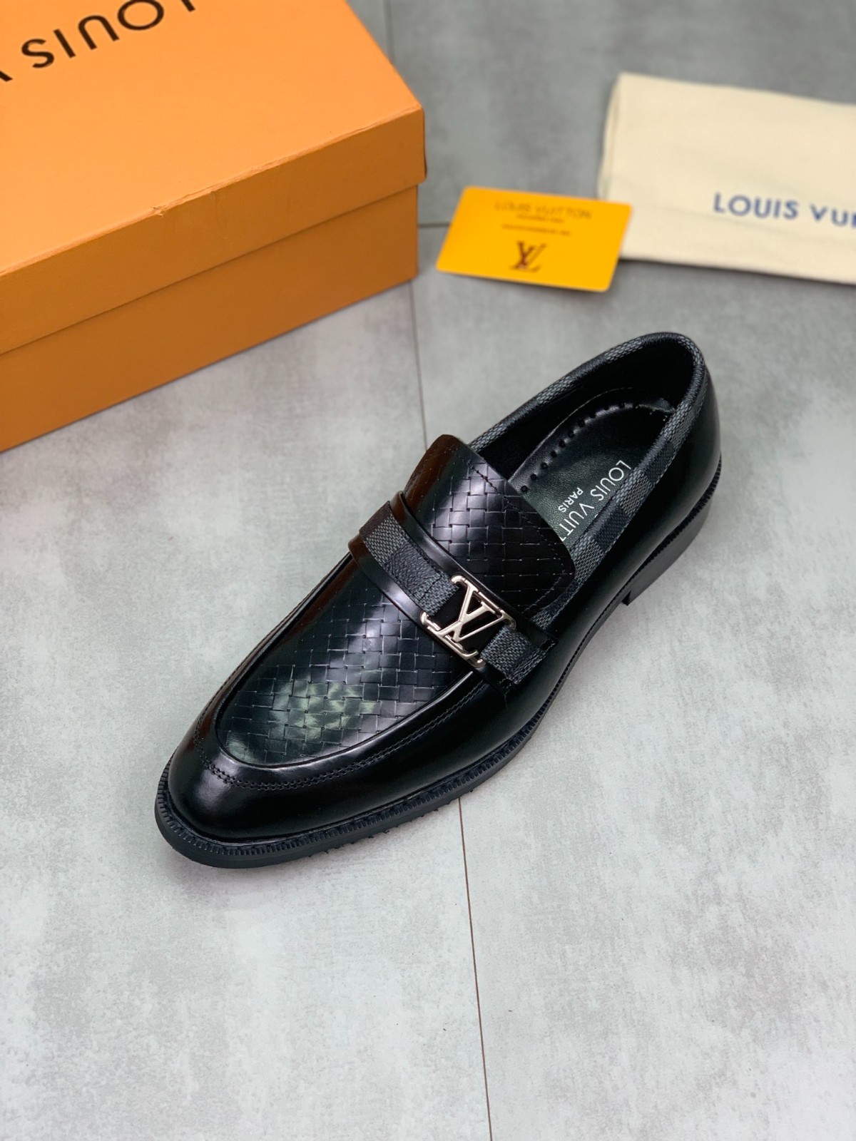 012 025#001-LV-shoes-01-2023SS