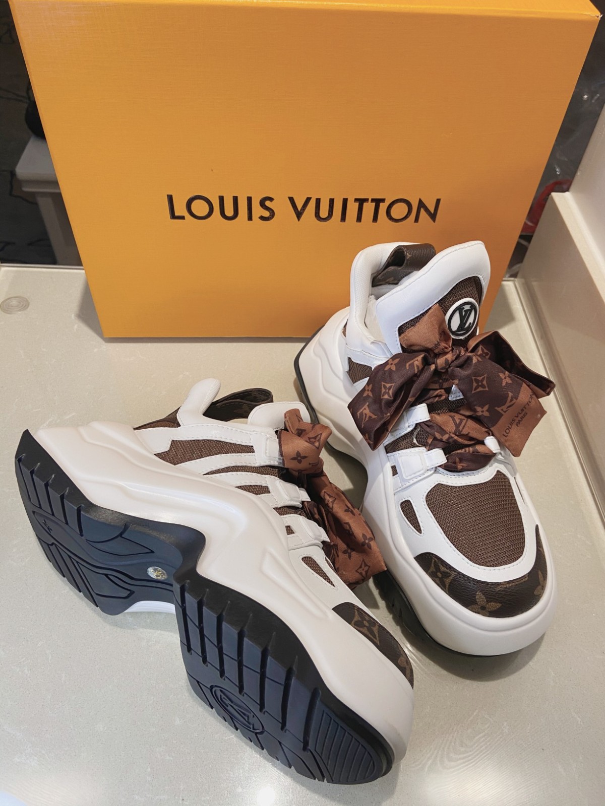 011 024#001-LV-shoes-01-2023SS