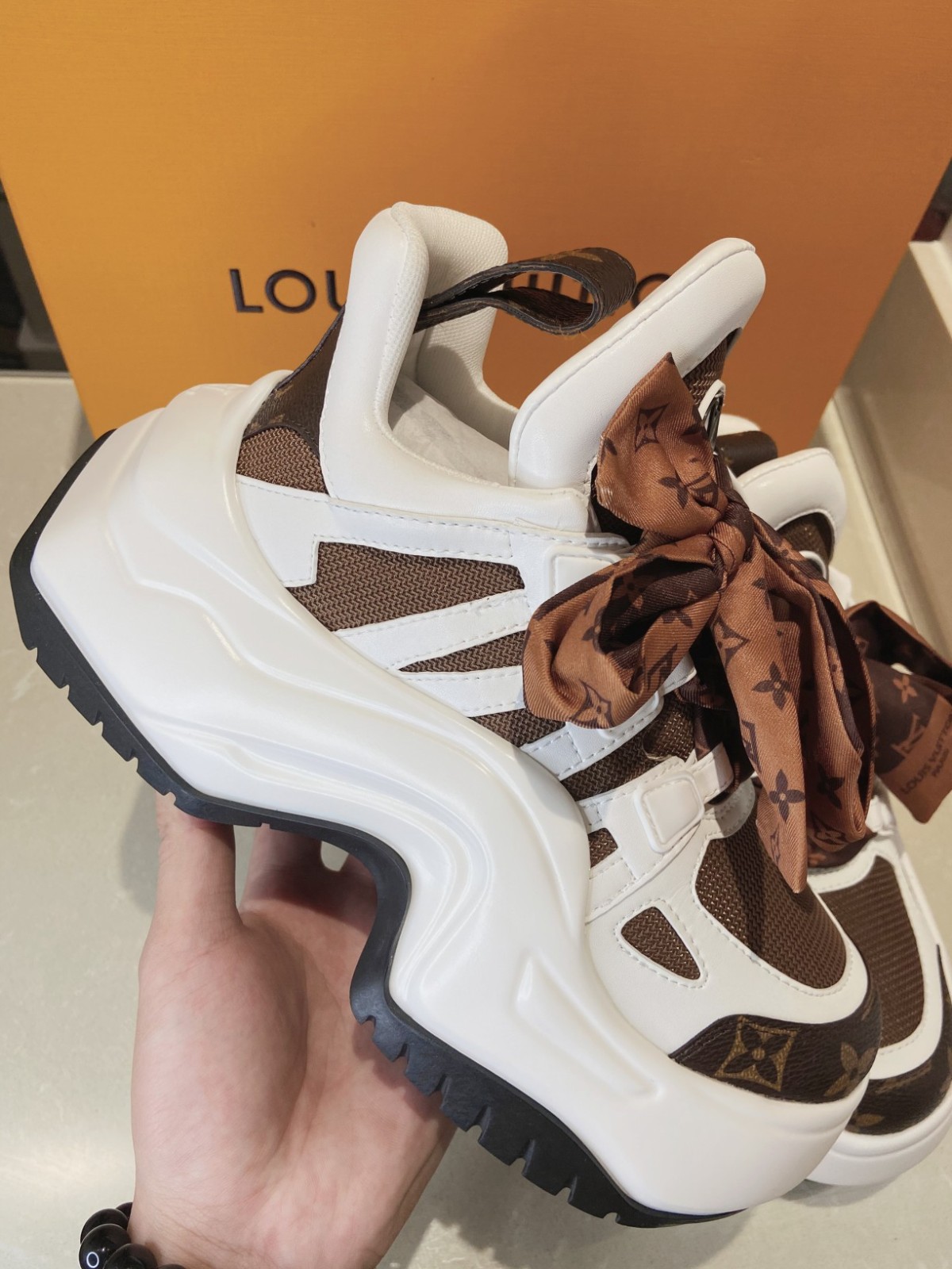 011 024#001-LV-shoes-01-2023SS