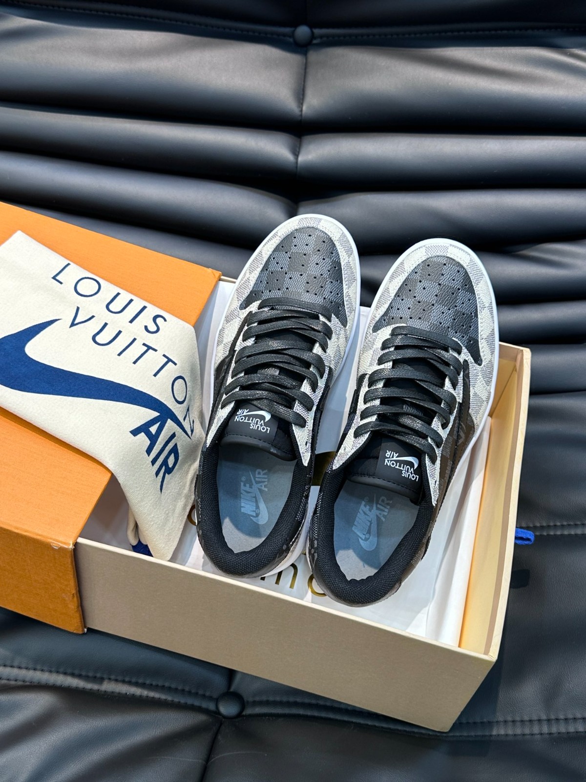 010 023#001-LV-shoes-01-2023SS