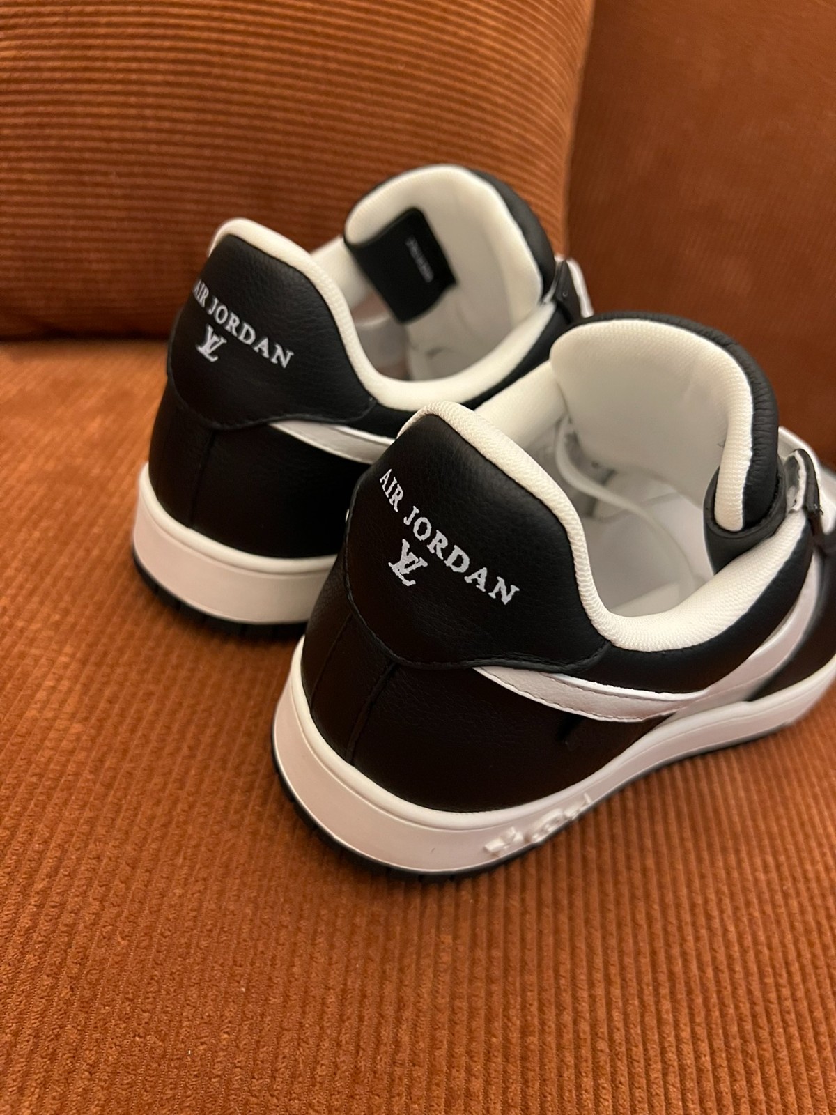 006 019#001-LV-shoes-01-2023SS
