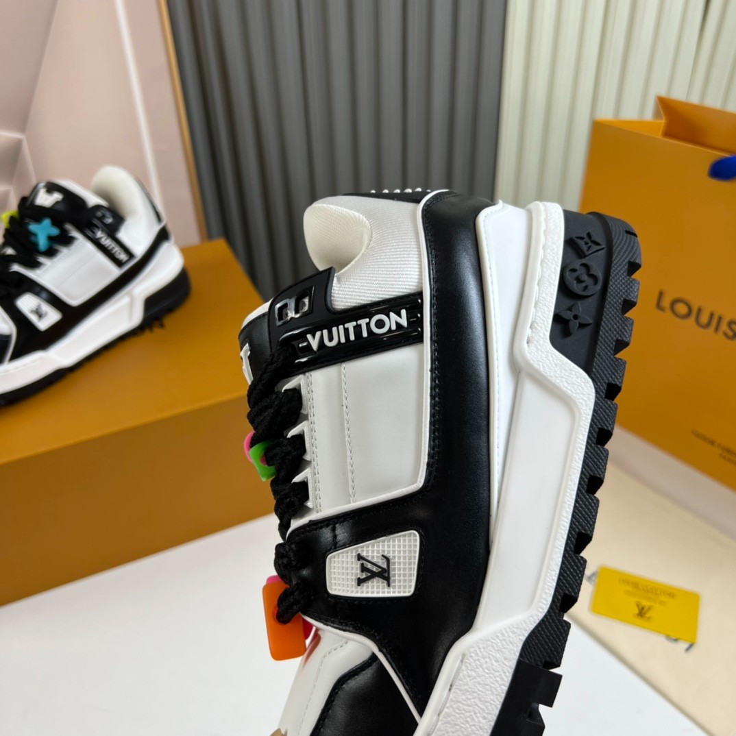 005 018#001-LV-shoes-01-2023SS