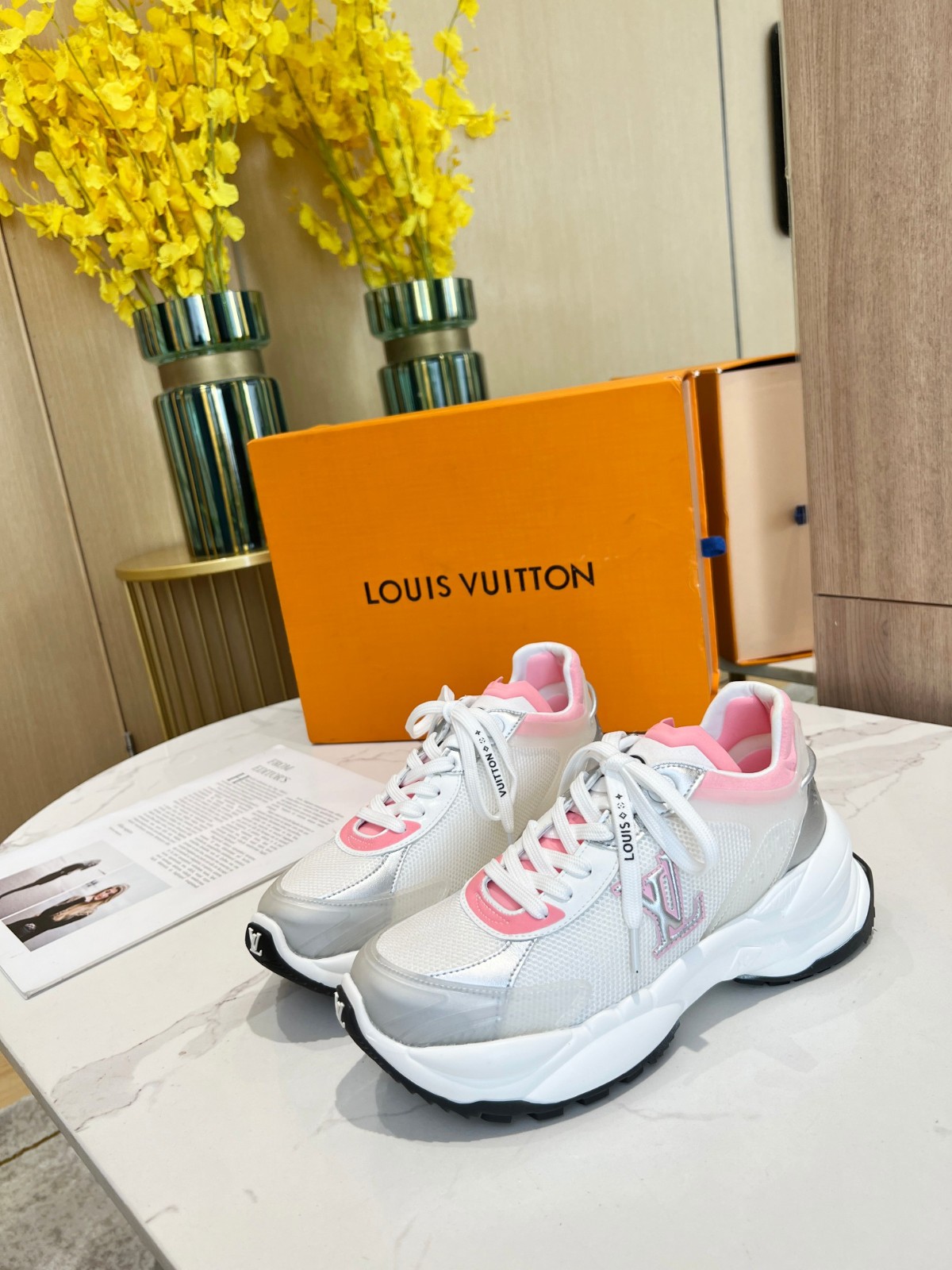 108 059#001-LV-shoes-03-2023SS