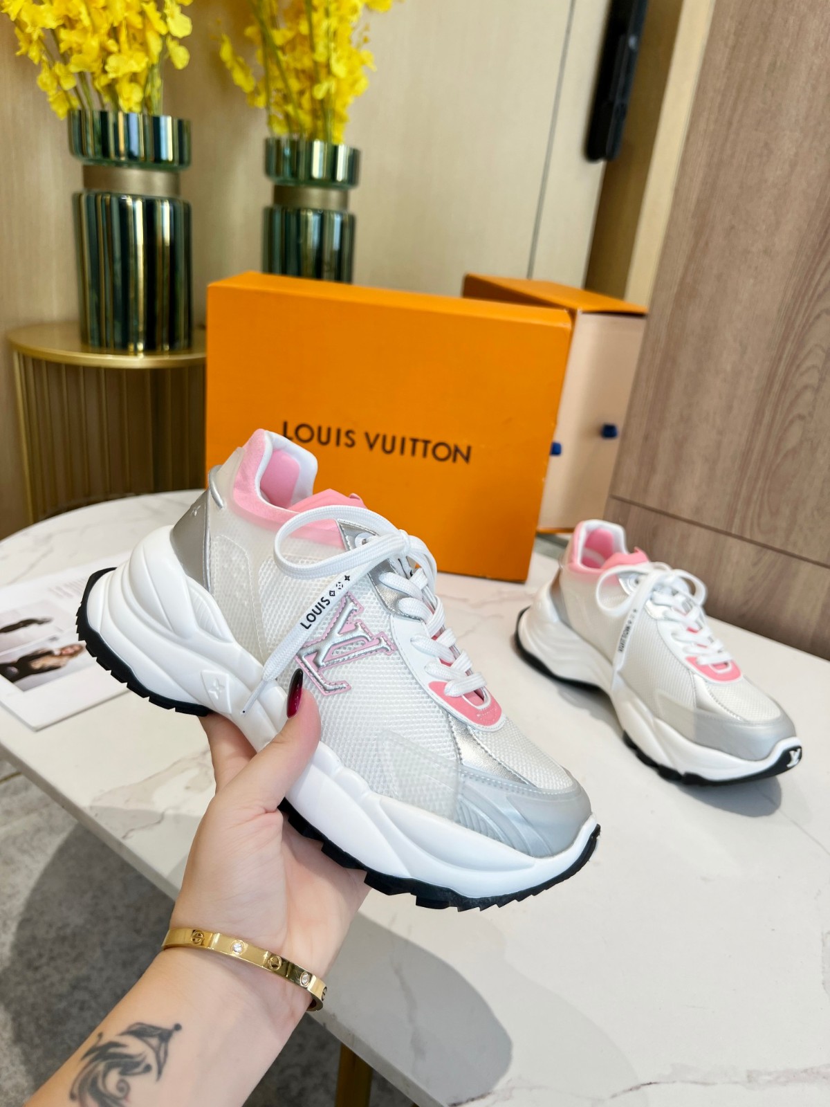108 059#001-LV-shoes-03-2023SS
