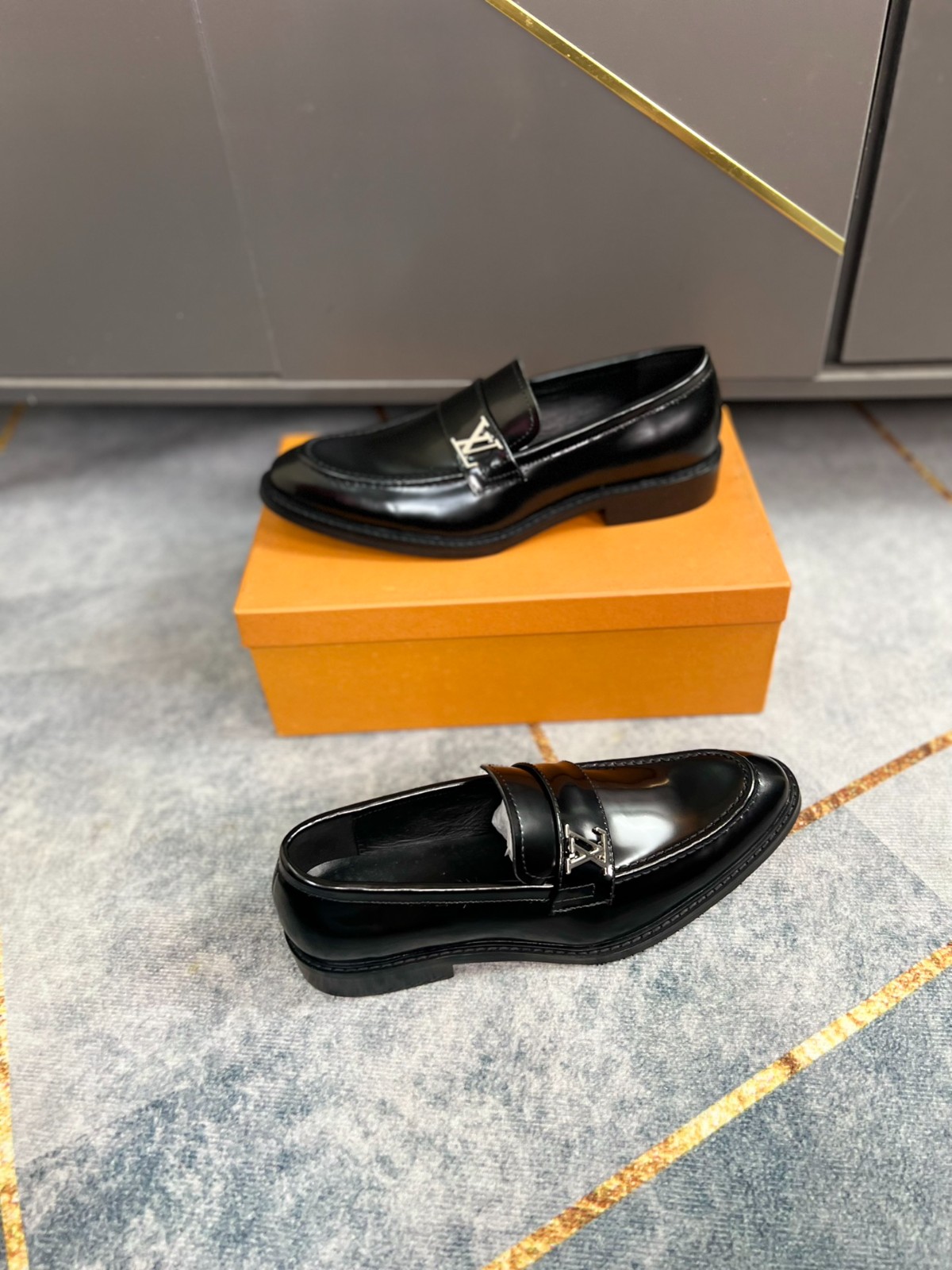 106 057#001-LV-shoes-03-2023SS