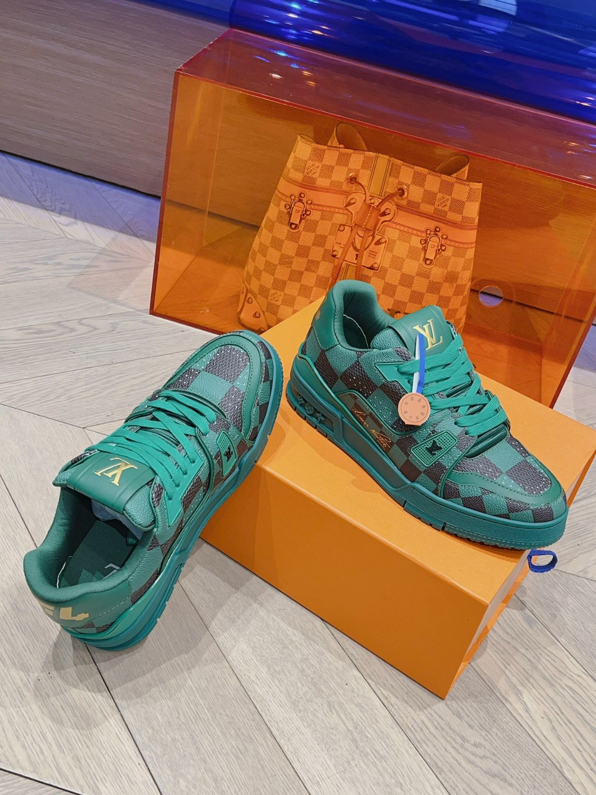 099 050#001-LV-shoes-03-2023SS