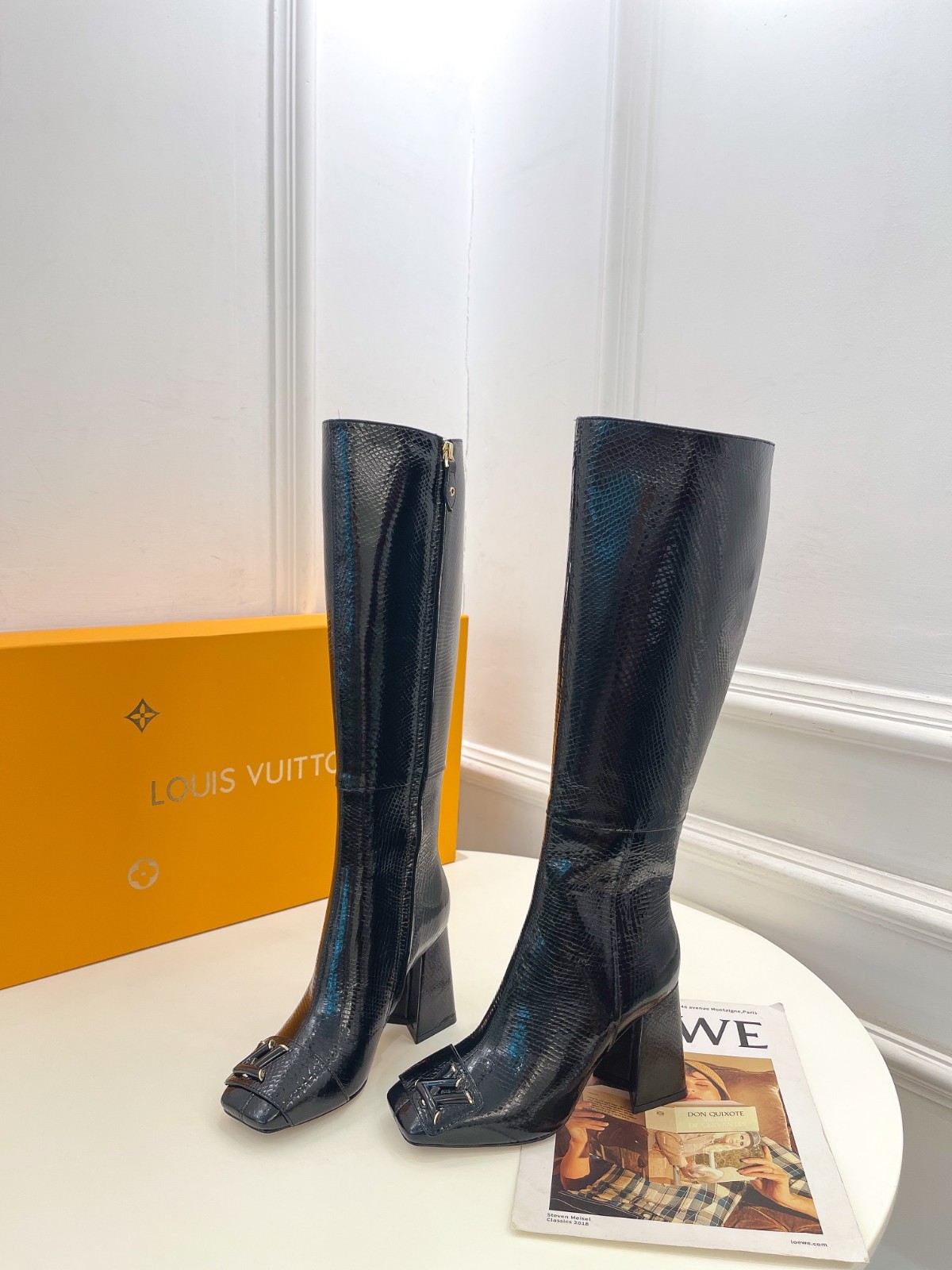 089 040#001-LV-shoes-03-2023SS