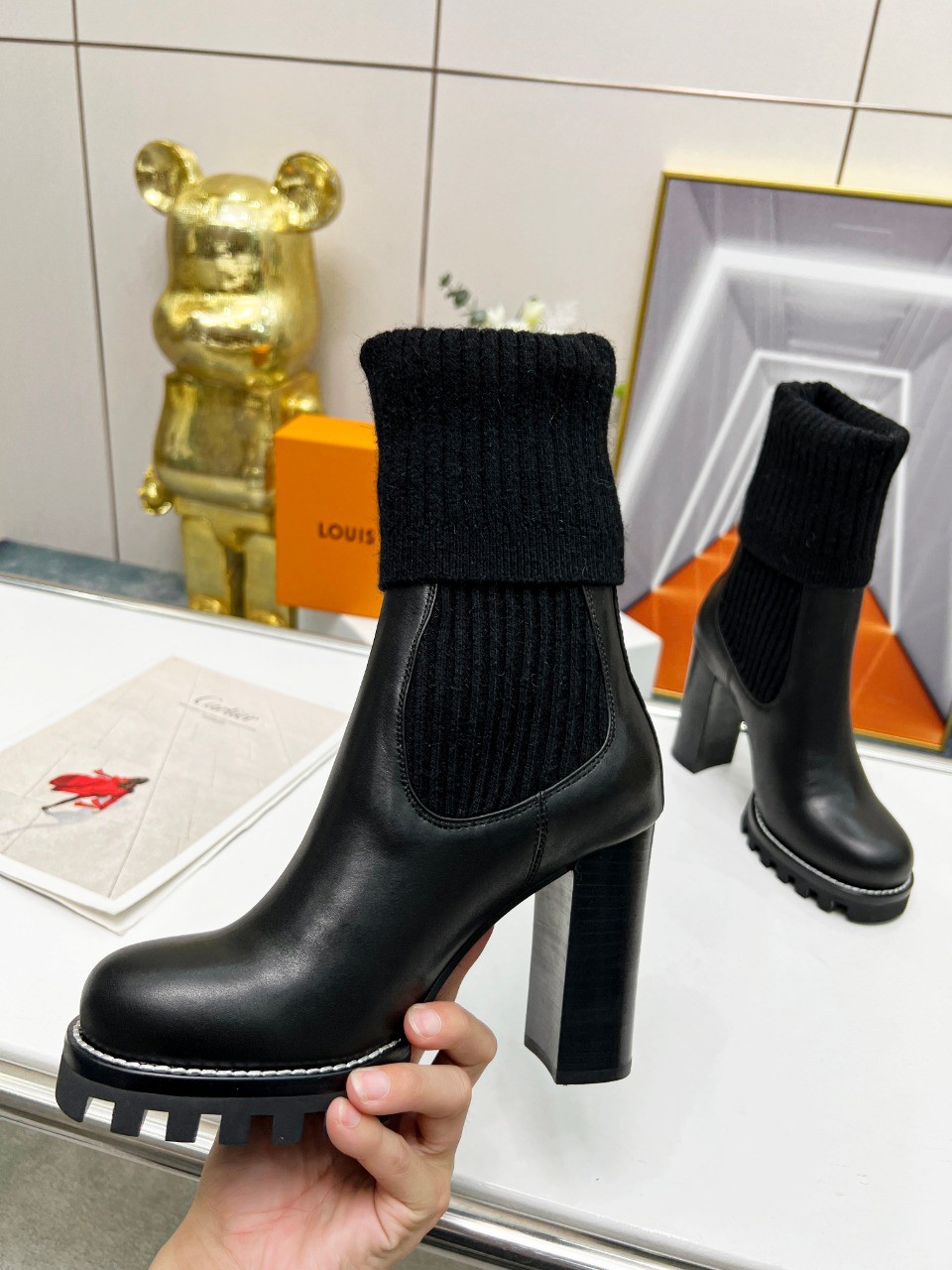 086 037#001-LV-shoes-03-2023SS