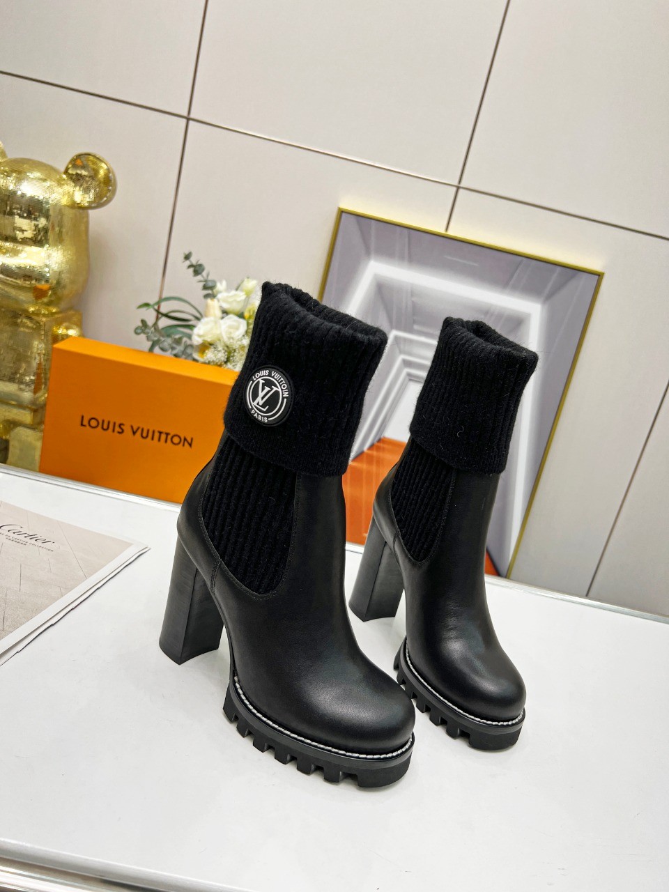 086 037#001-LV-shoes-03-2023SS