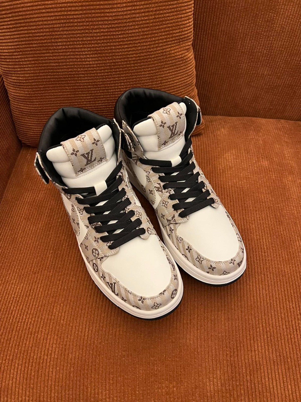 083 034#001-LV-shoes-03-2023SS