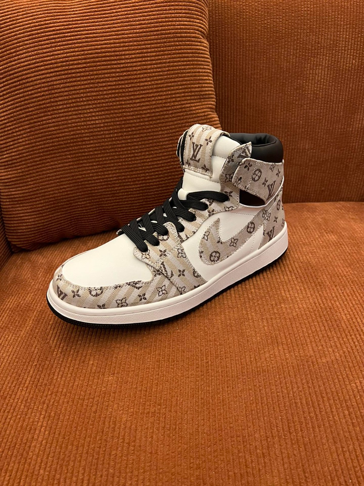 083 034#001-LV-shoes-03-2023SS