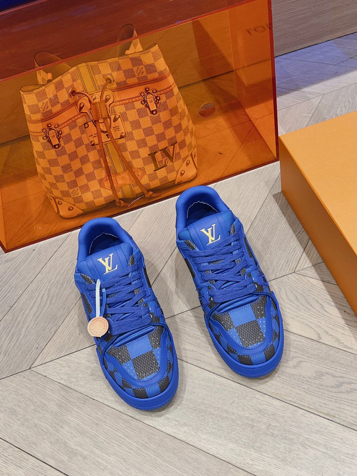 082 033#001-LV-shoes-03-2023SS