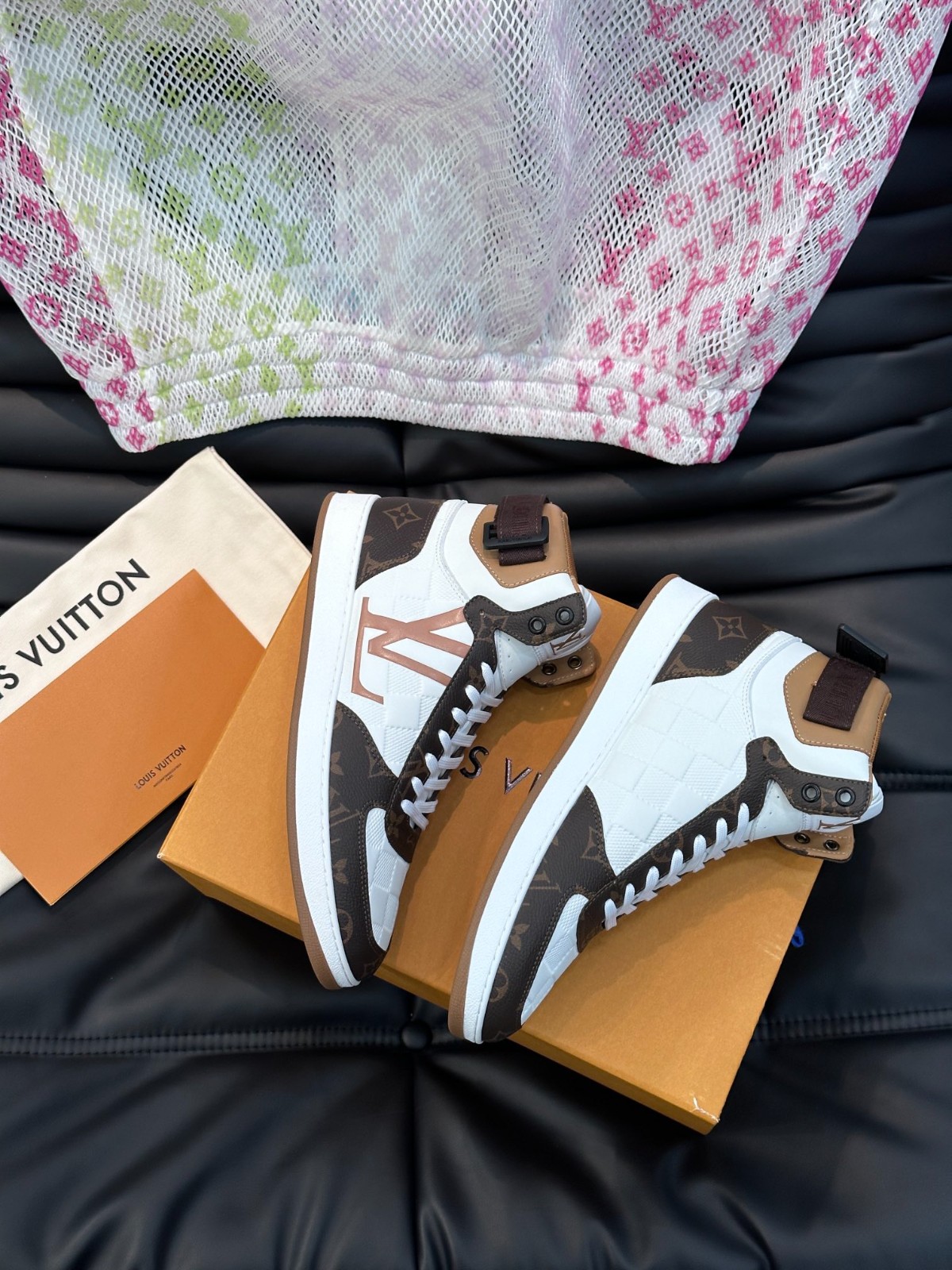 075 026#001-LV-shoes-03-2023SS