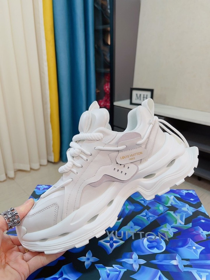 069 020#001-LV-shoes-03-2023SS