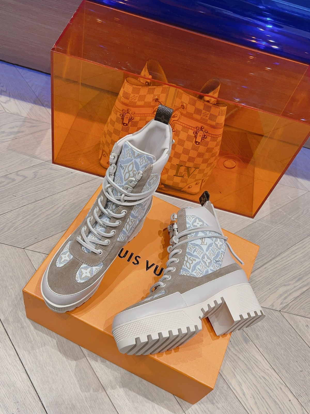 062 012#001-LV-shoes-03-2023SS