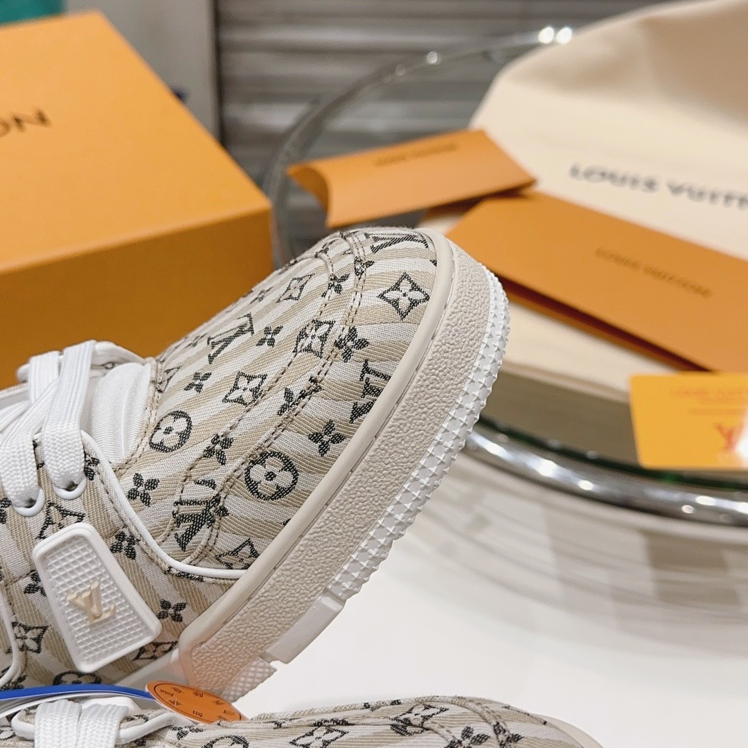 057 007#001-LV-shoes-03-2023SS
