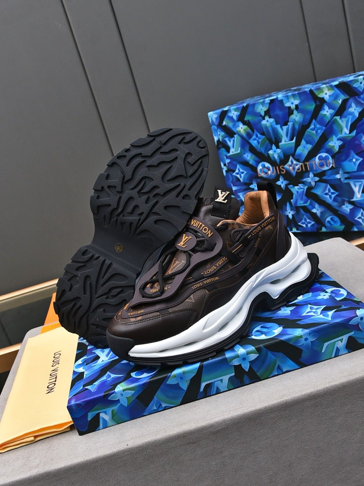 046 046#001-LV-shoes-01-2024SS