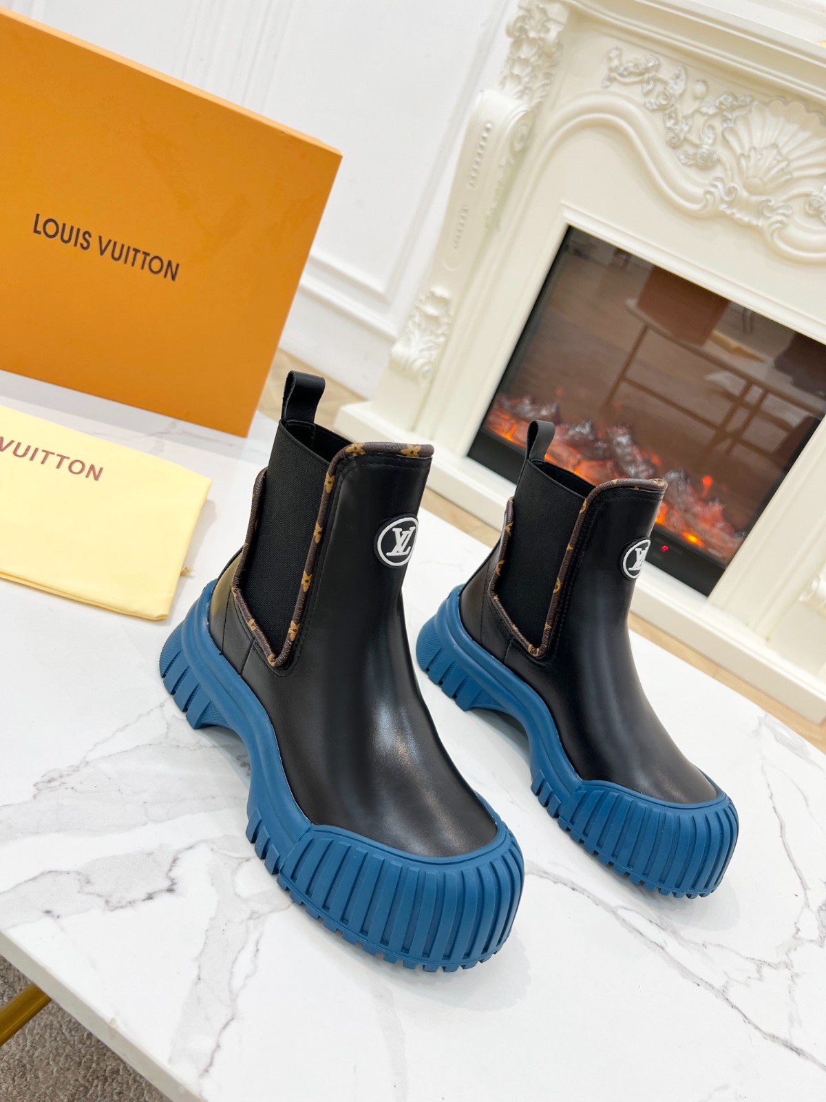 042 042#001-LV-shoes-01-2024SS