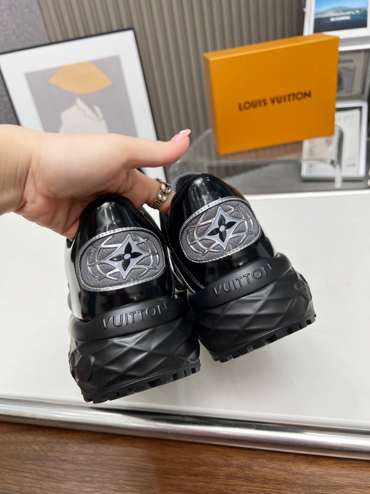 041 041#001-LV-shoes-01-2024SS