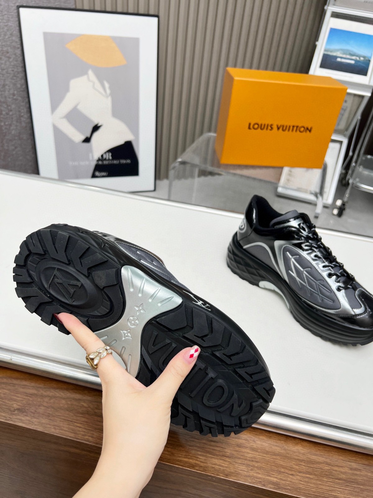 041 041#001-LV-shoes-01-2024SS