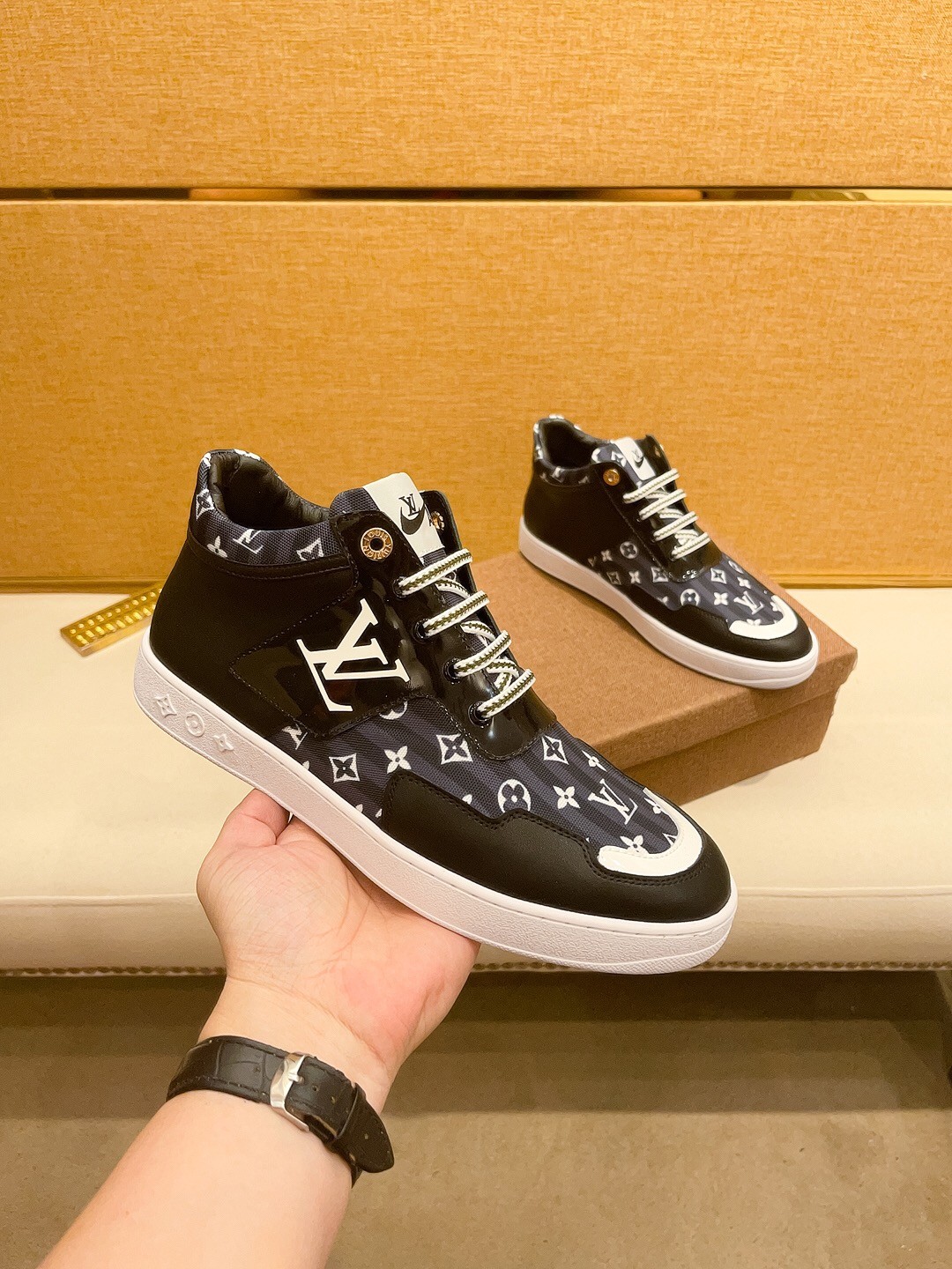 039 039#001-LV-shoes-01-2024SS