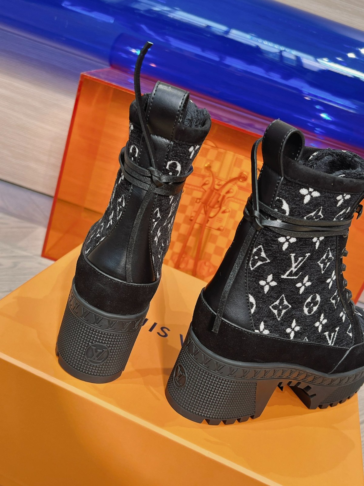 026 026#001-LV-shoes-01-2024SS