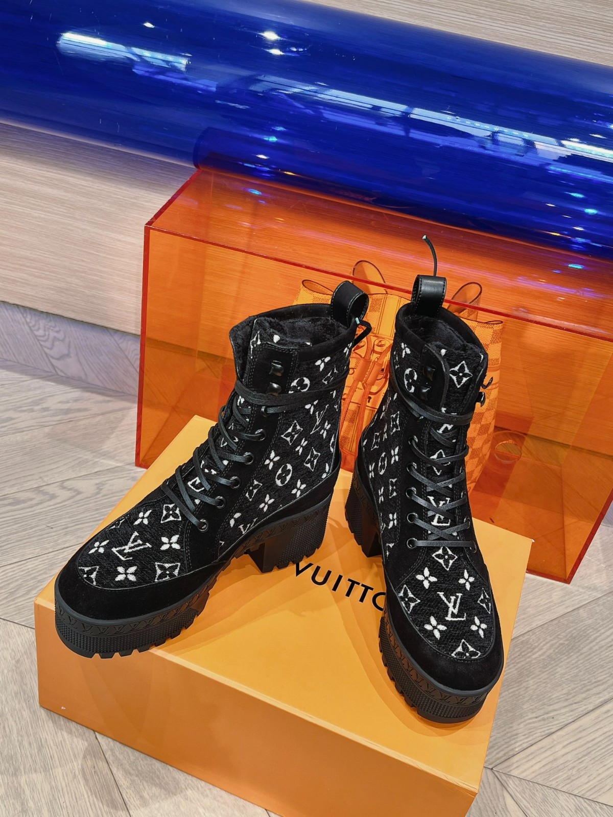 026 026#001-LV-shoes-01-2024SS
