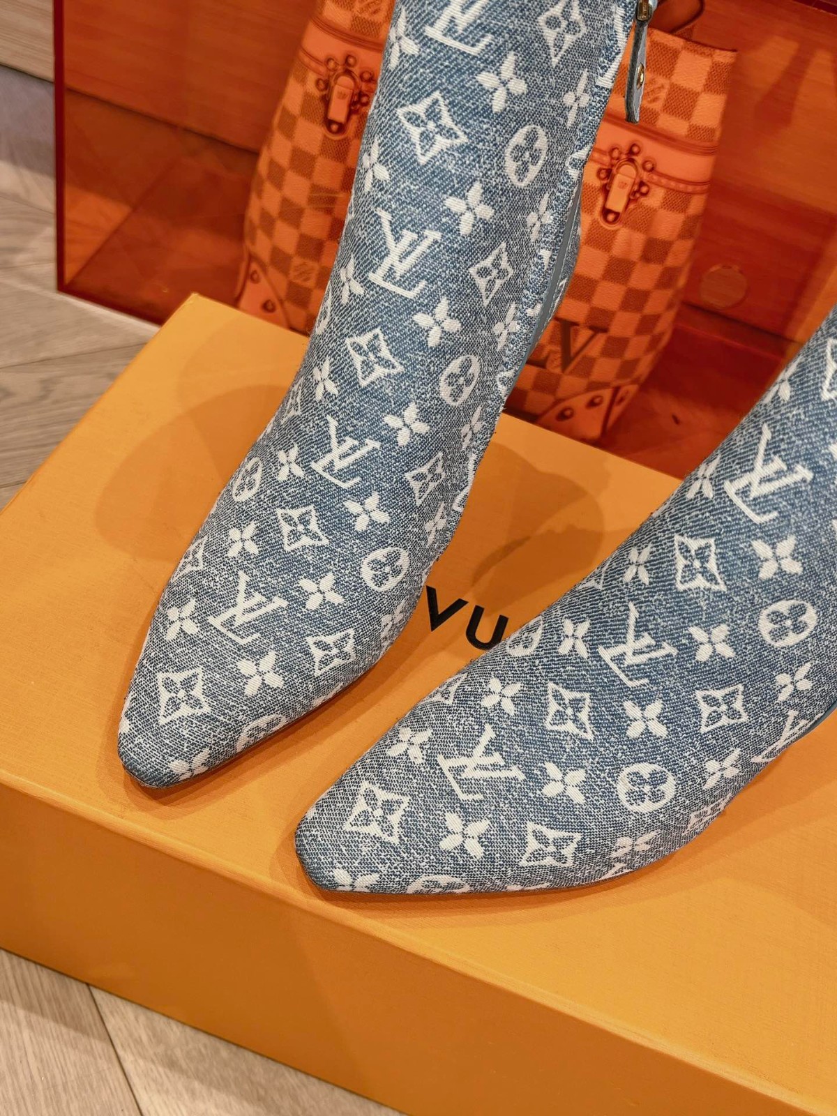 024 024#001-LV-shoes-01-2024SS