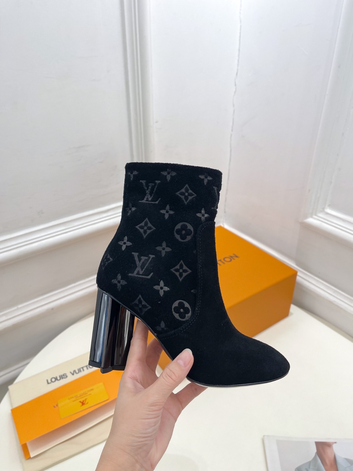 023 023#001-LV-shoes-01-2024SS