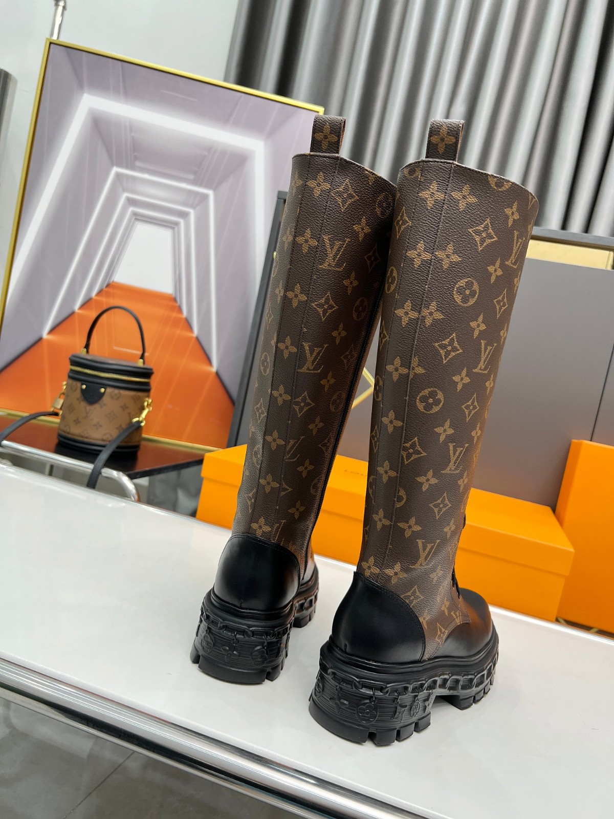 019 019#001-LV-shoes-01-2024SS