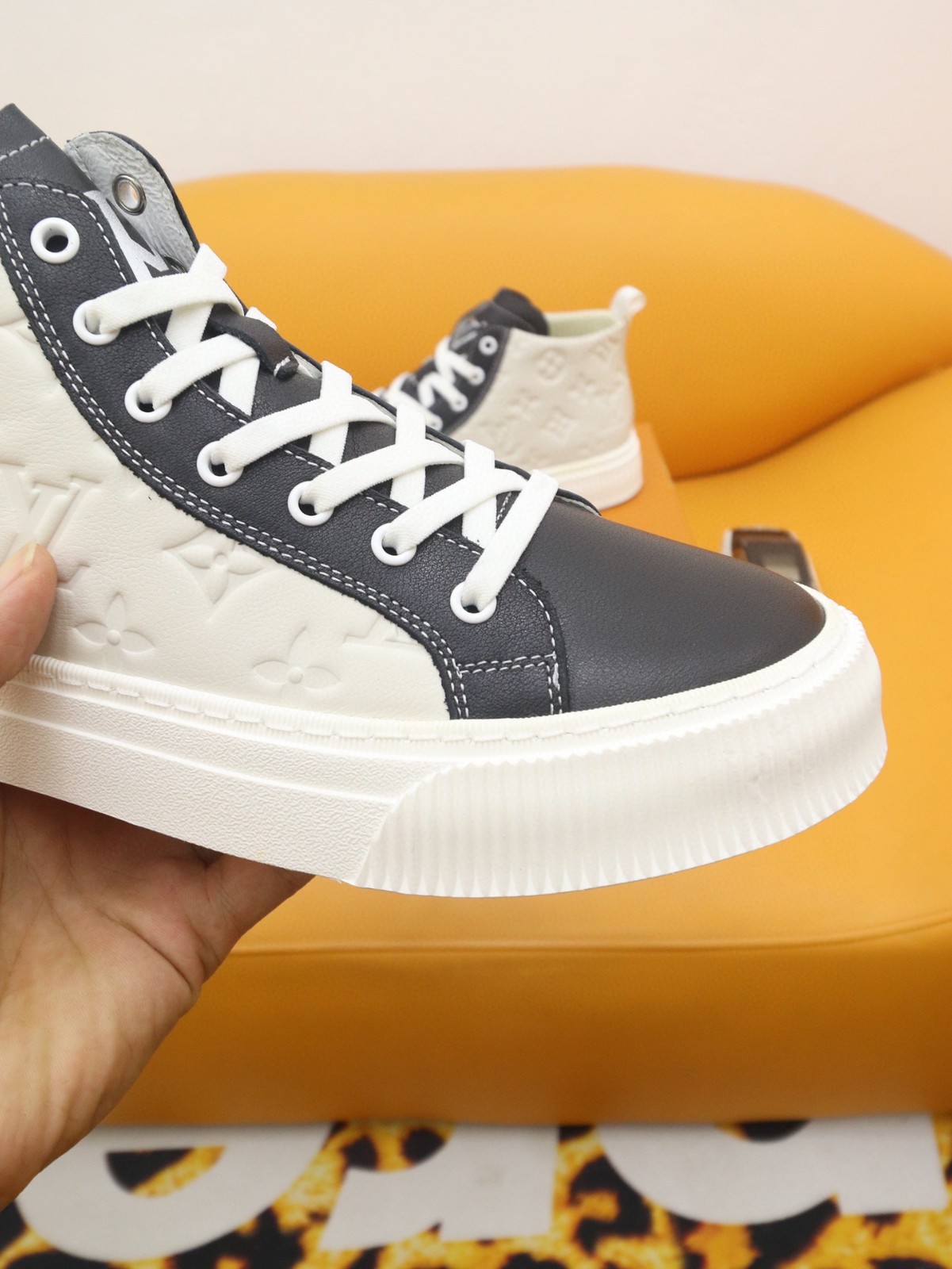 015 015#001-LV-shoes-01-2024SS