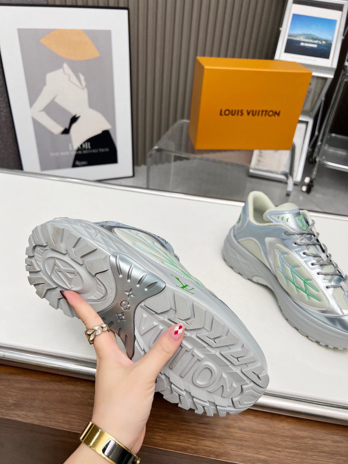 010 010#001-LV-shoes-01-2024SS