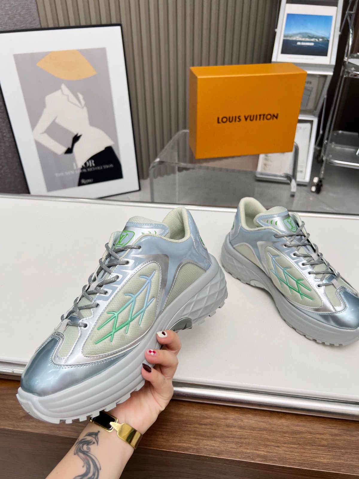 010 010#001-LV-shoes-01-2024SS