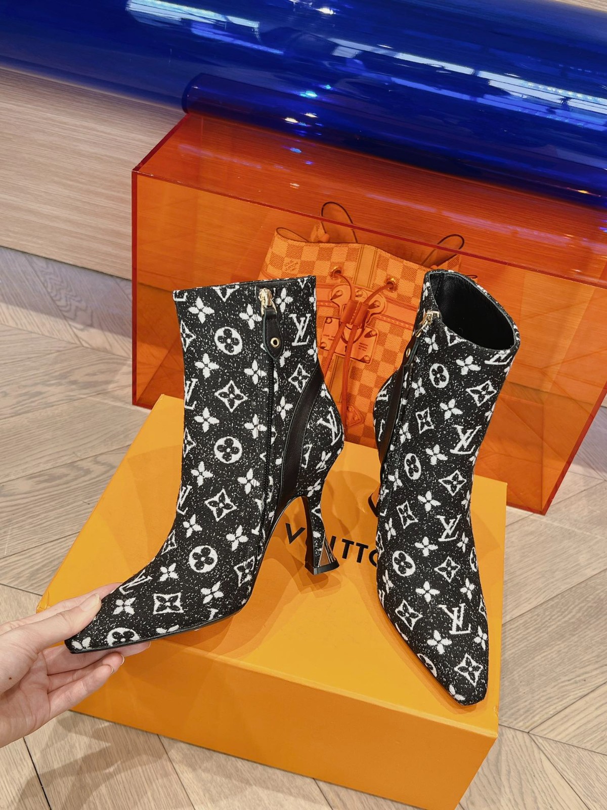 009 009#001-LV-shoes-01-2024SS