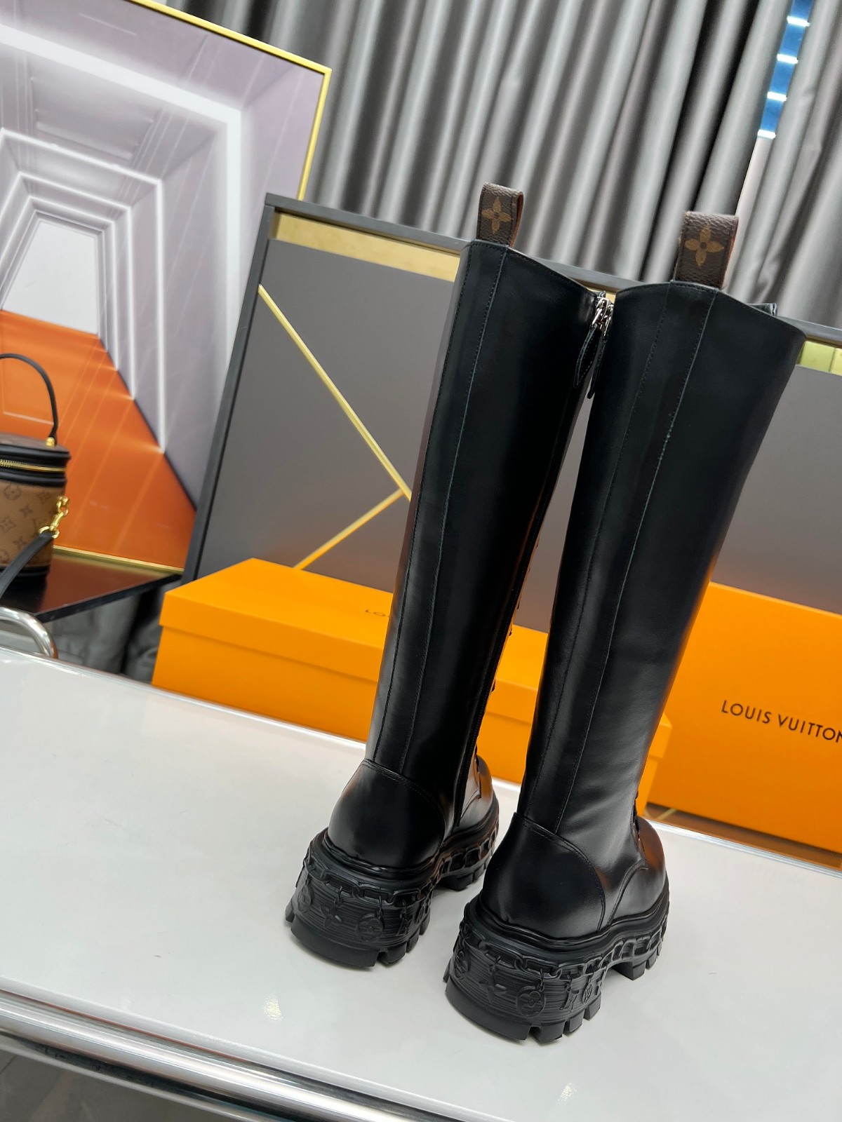 007 007#001-LV-shoes-01-2024SS