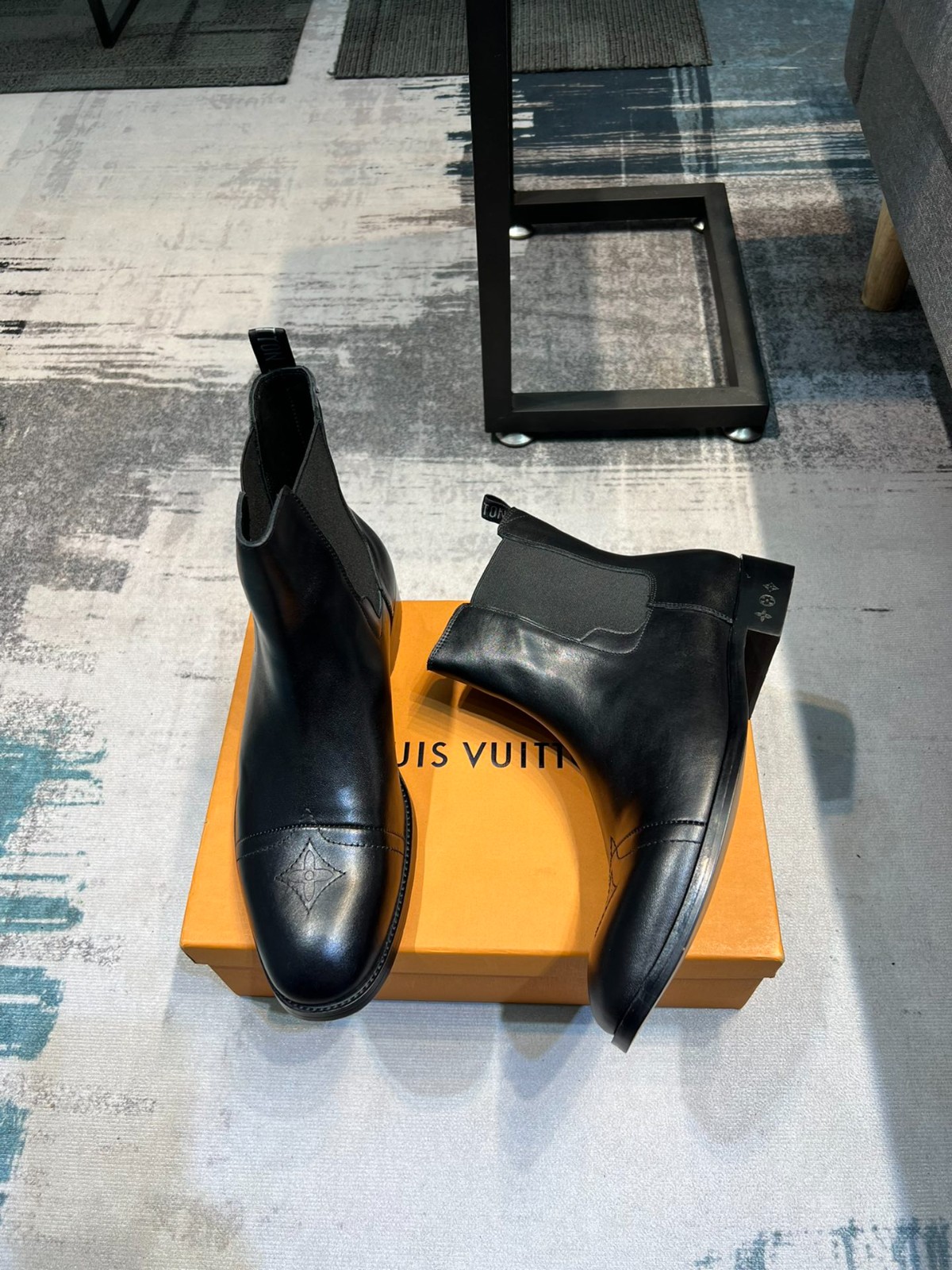 004 004#001-LV-shoes-01-2024SS