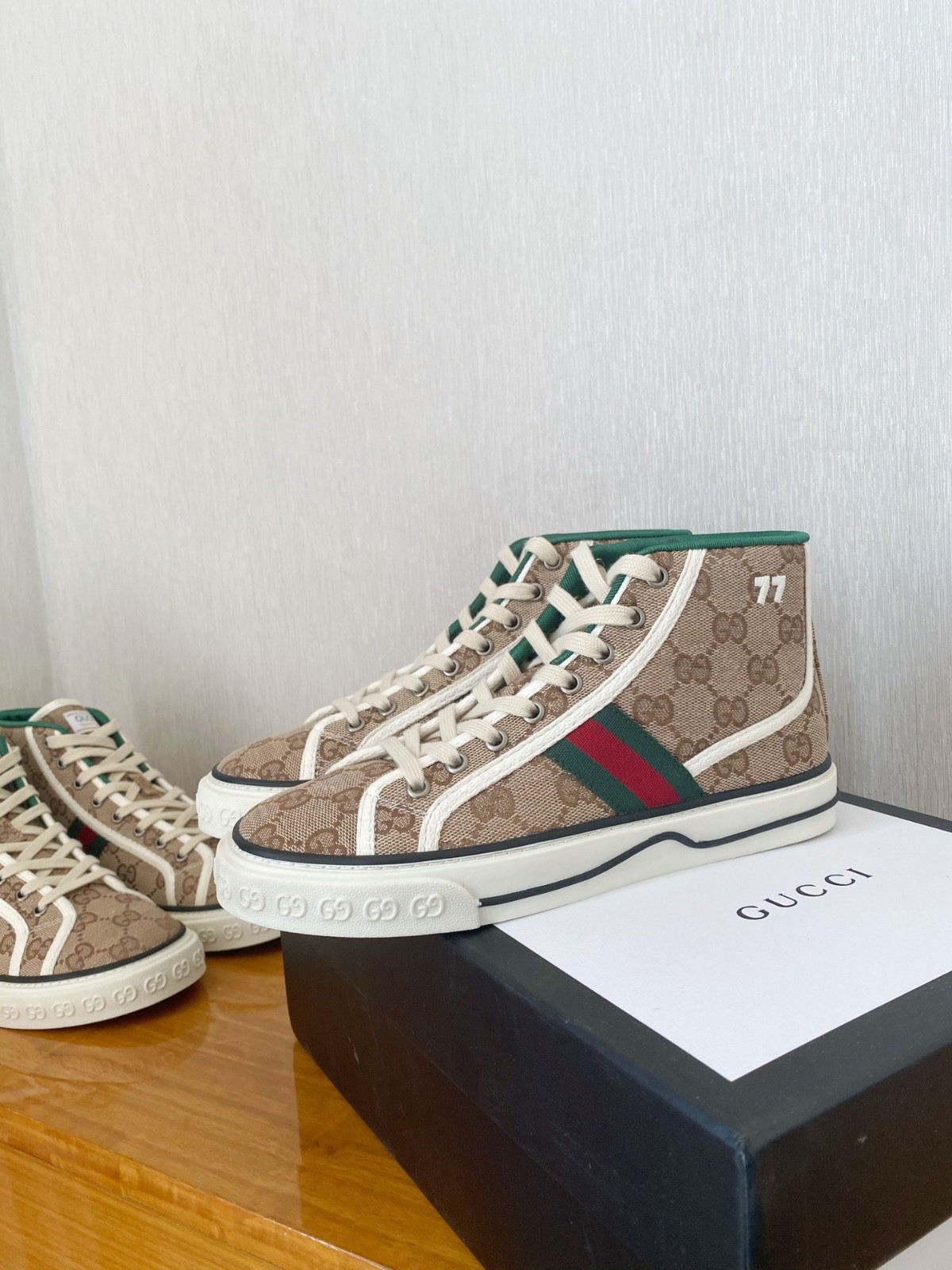 118 212#002-Gucci-shoes-dyoomall-2021SS