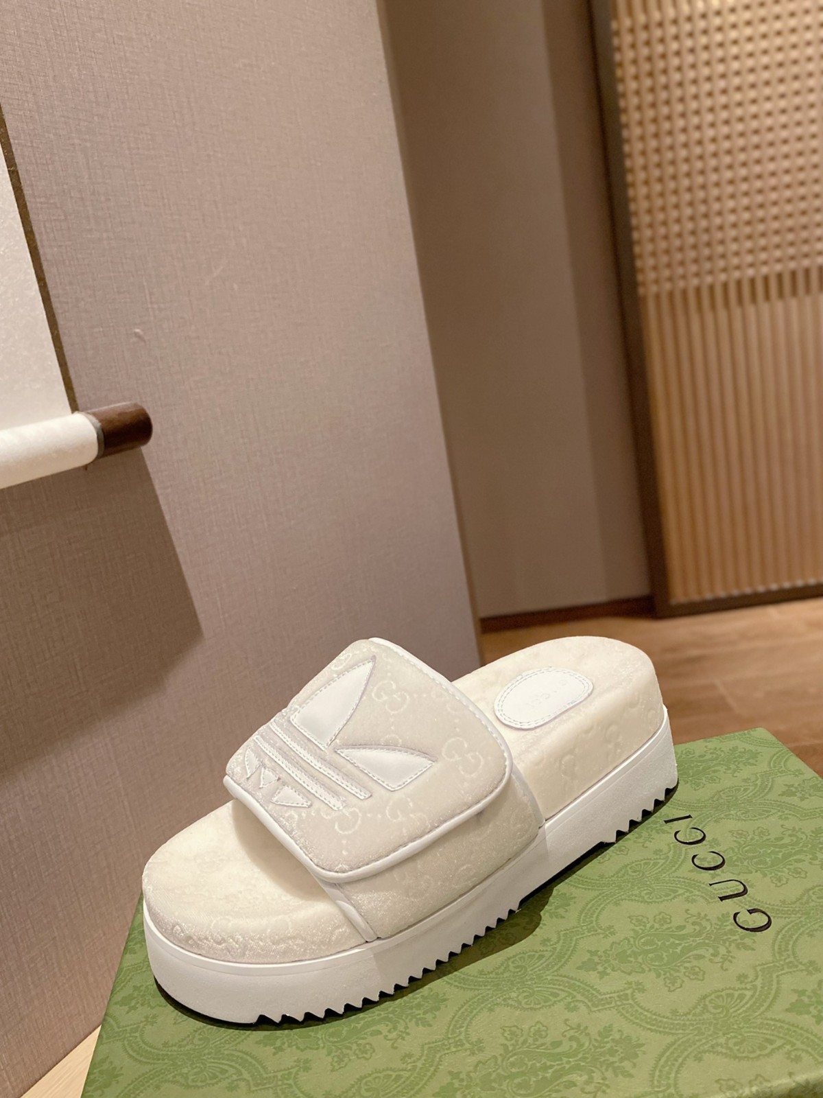 100 028#002-Gucci-shoes-04-Yupoo-2022SS