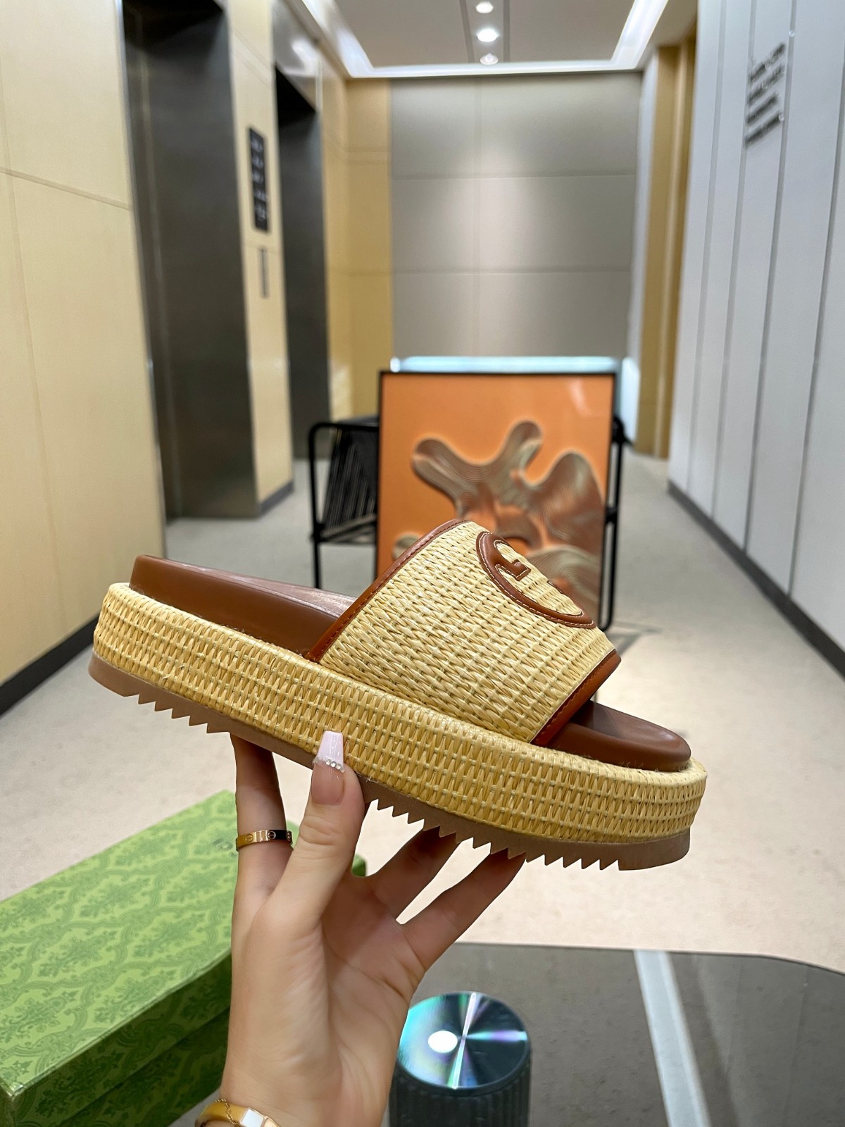 052 084#002-Gucci-shoes-03-2023SS