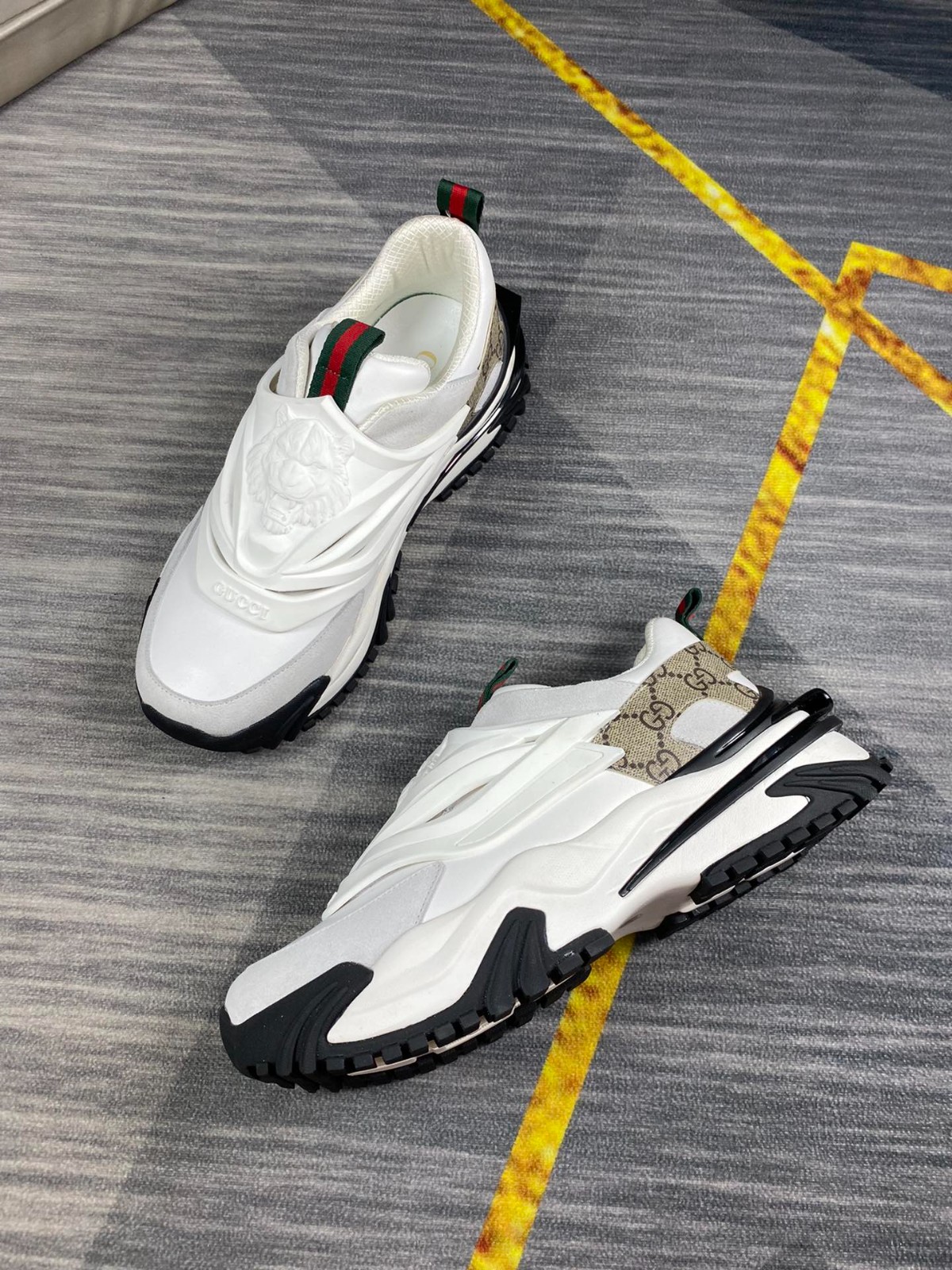 109 011#002-Gucci-shoes-03-2023SS