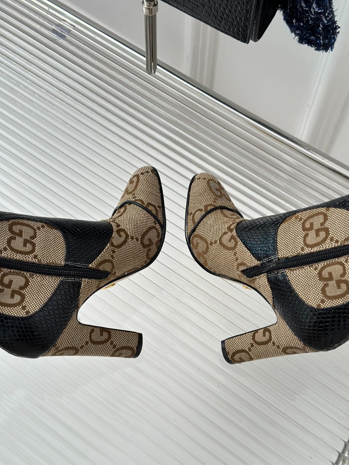 051 001#002-Gucci-shoes-05-2023SS
