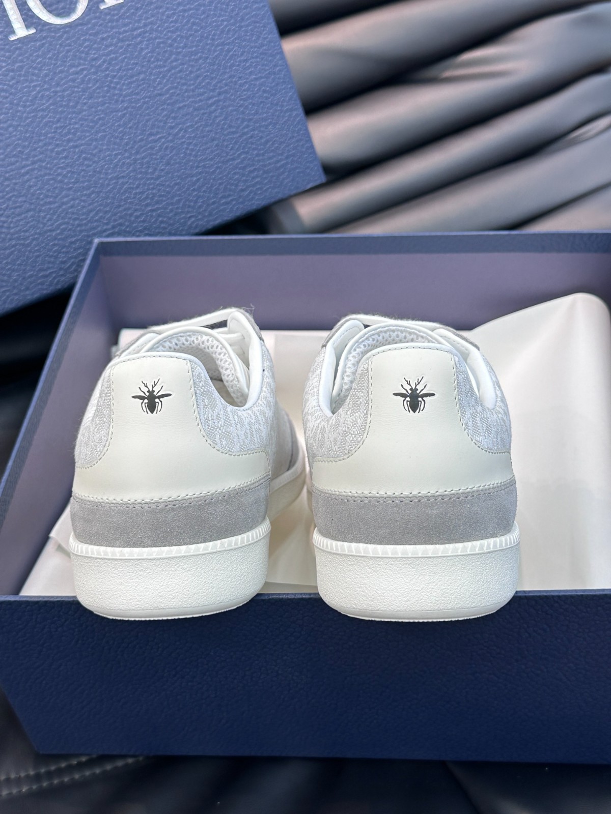 069 40123127 SIZE 38-47