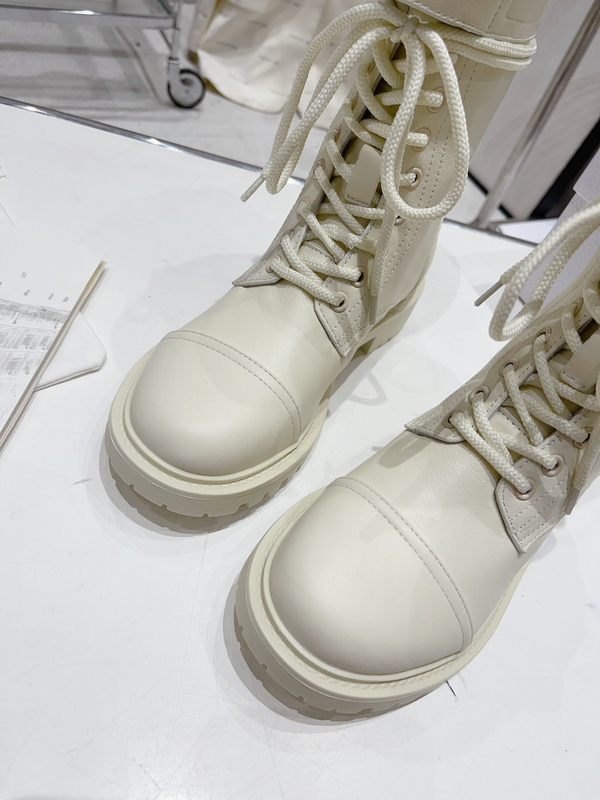 058 48123146 SIZE 35-41