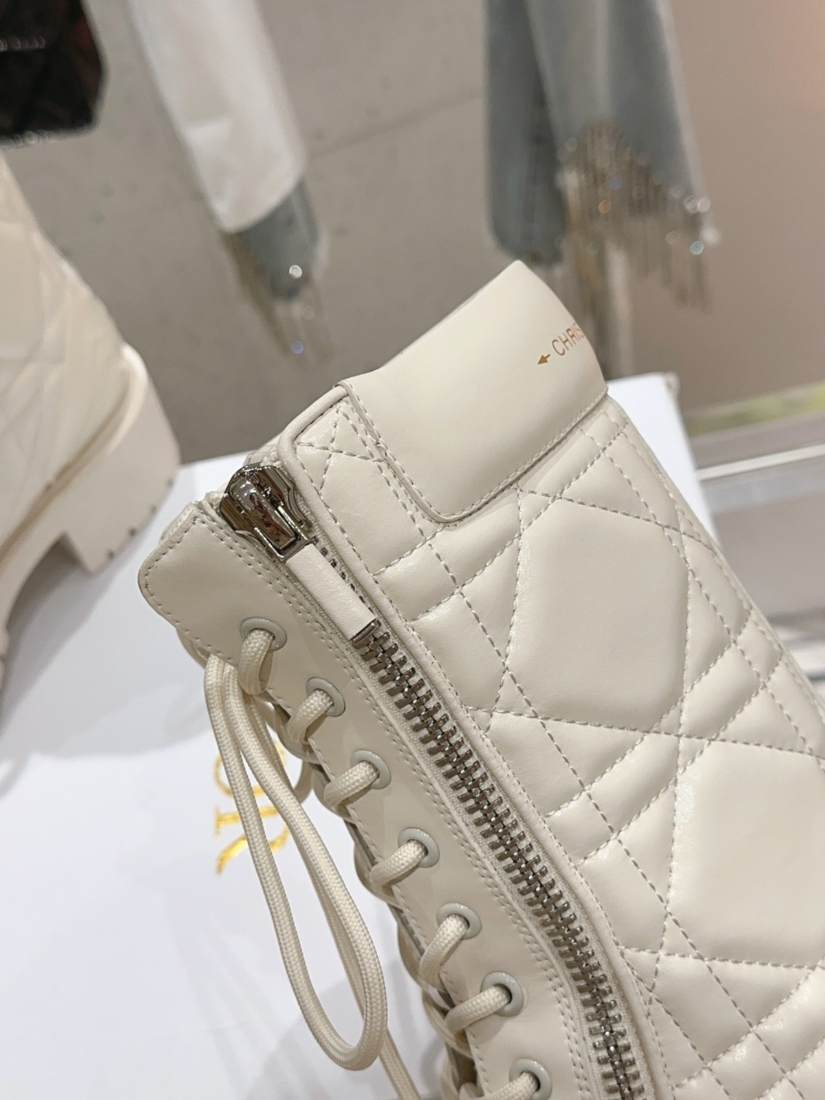 055 48123146 SIZE 35-41