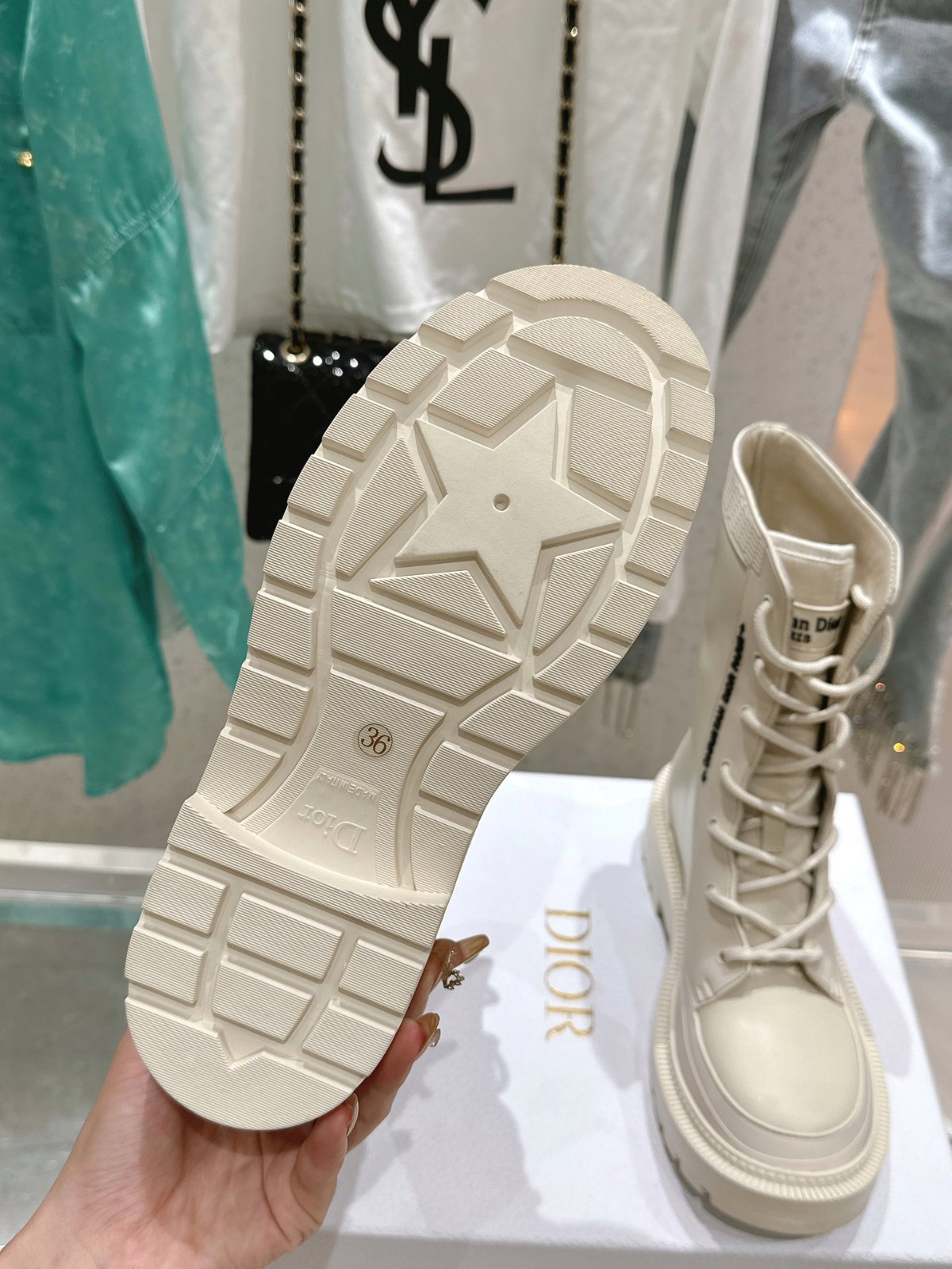 052 46123141 SIZE 35-41