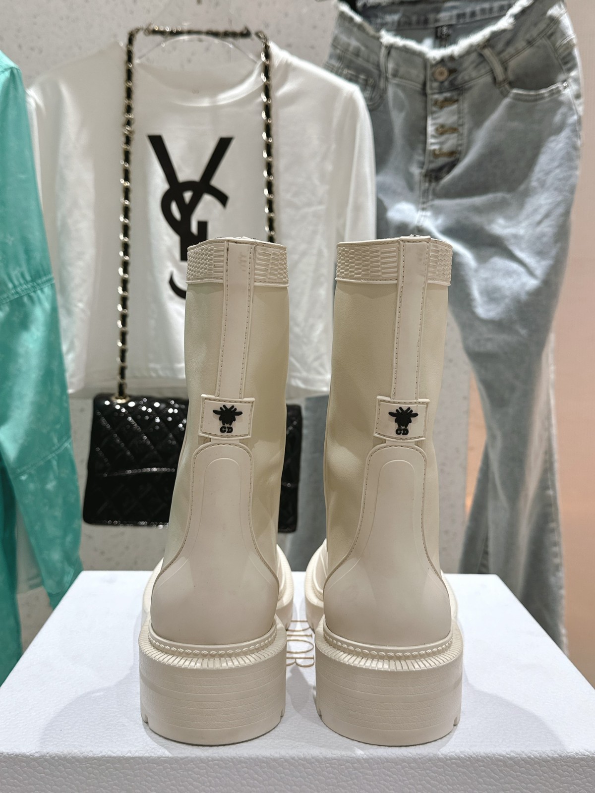 052 46123141 SIZE 35-41